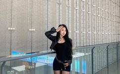 适合一个人看的夜晚MV